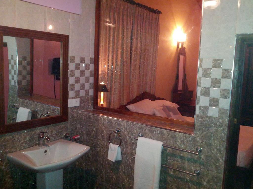 Villa W Bentota Dış mekan fotoğraf